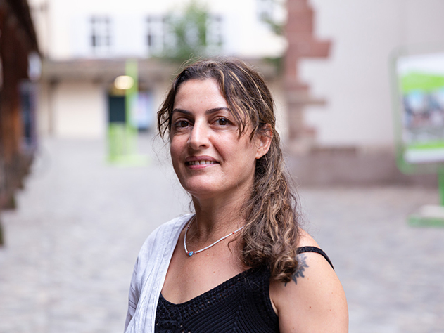 Portraitfoto der Autorin Asiye Tekin © Anna Korbut